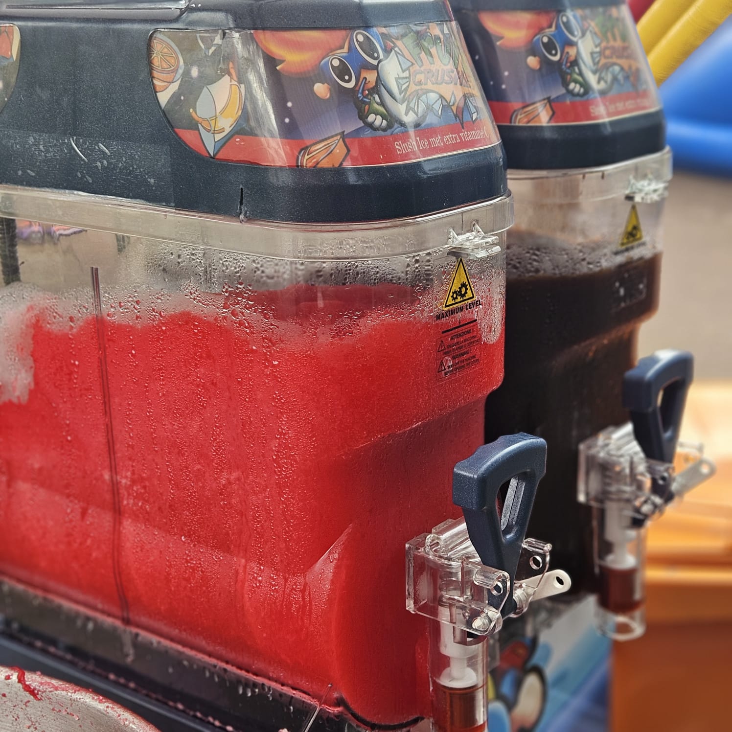 Slush puppy machine